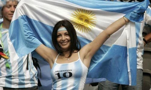 Argentina - football is at its peak, the economy is at its lowest 2